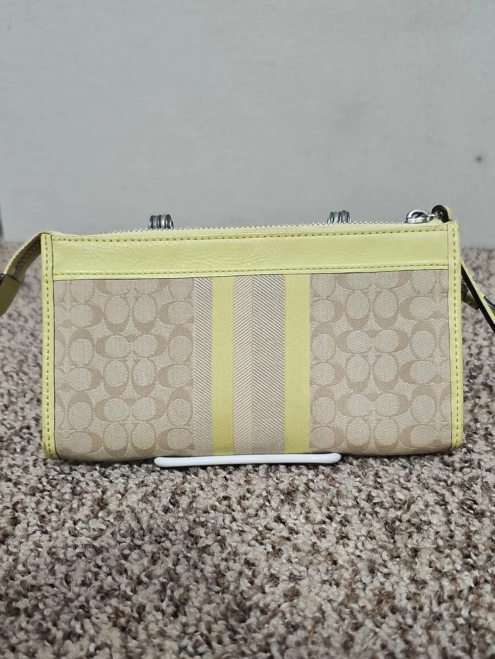Coach legacy signature
